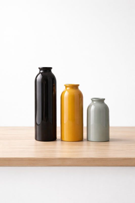 Set of 3 tall vases